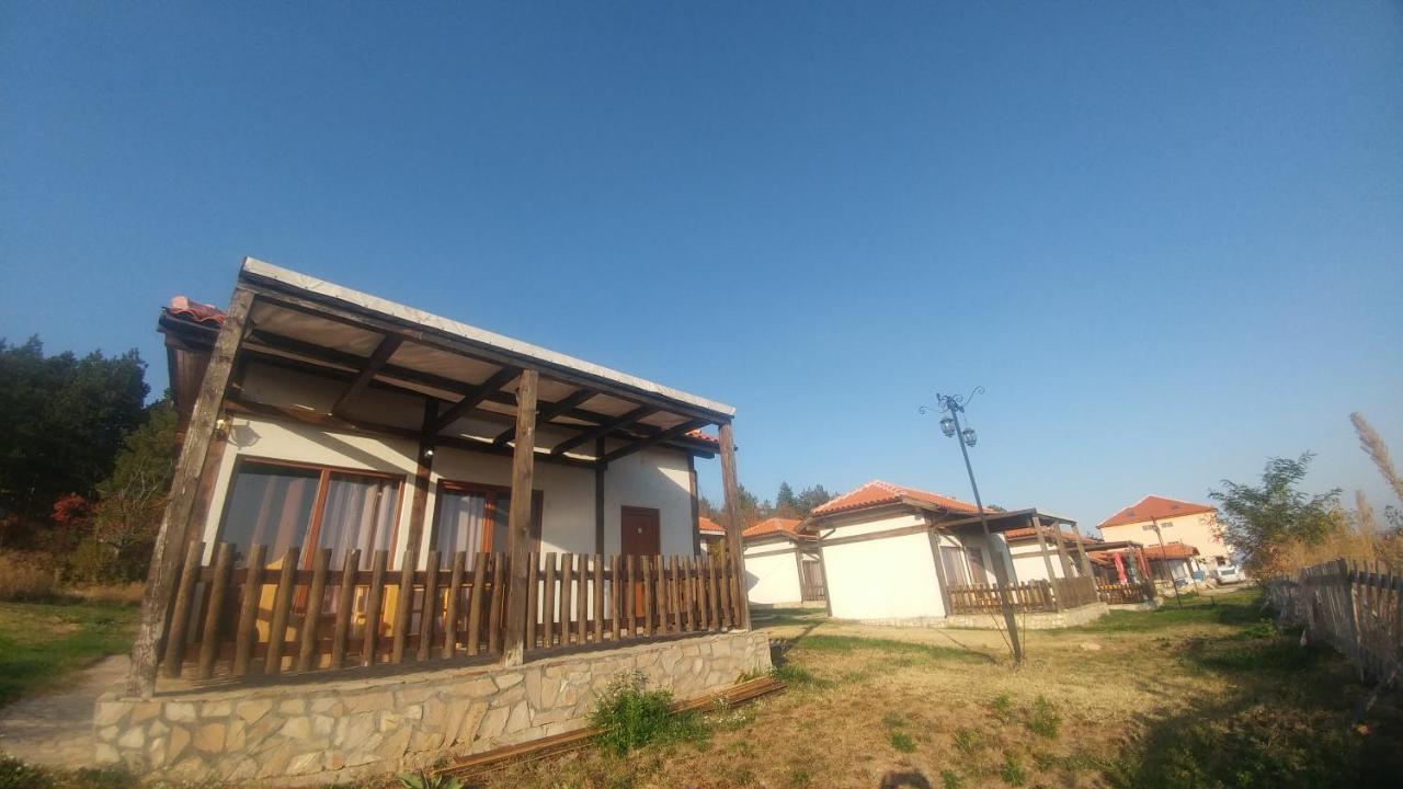 Готель Complex Magura Rabisha Екстер'єр фото